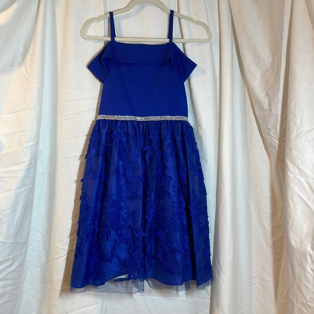 Bloome de jeune fille, size 16, blue with silver band